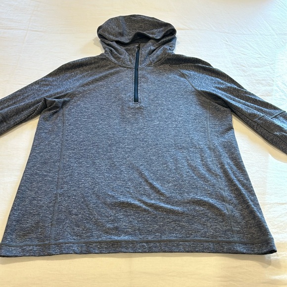 Lululemon Men’s soft and stretchy heather blue hoody size medium - Picture 2 of 11